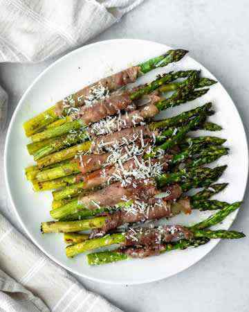 prosciuttowrappedasparagusgarlicbutter
