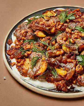 smashedpotatoeswalnutdressing